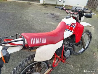 moto yamaha 125 dt