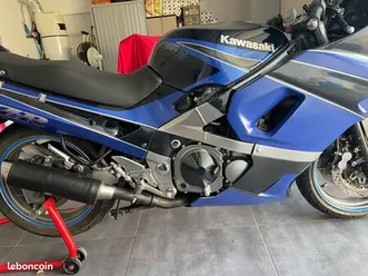 à saisir magnifique 600 zzr kawasaki 25550km factures double des clefs ct 0 défauts