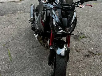 kawasaki z800 abs édition sugumi