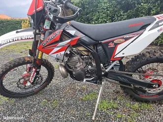 300 gas gas ec en parfait état