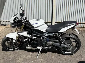 triumph street triple 675