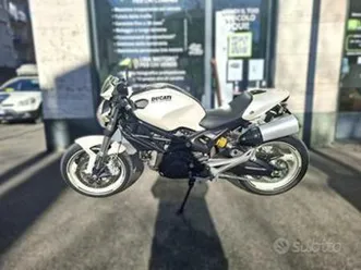 ducati monster 696 monster 696