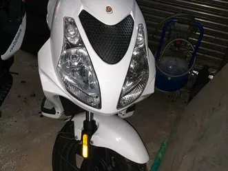 ich biete einen tauris fuego roller 50 ccm