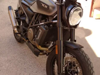 moto husqvarna svartpilen 701 style