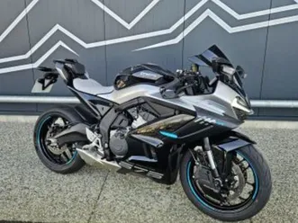 cf moto 675sr-r 2026 675 cm3 | moto sportive | 1 km | noir | 14123 cormelles le royal