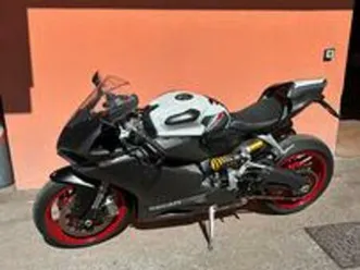 ducati panigale 959