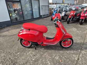 vespa primavera red elettrica 70
