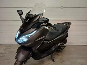 ② honda forza 125 scooter