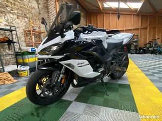 kawasaki ninja 1000 sx achetée neuve en octobre 2020