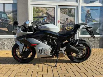 cfmoto 675 sr-r skladem