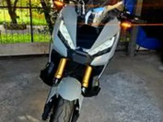 honda x-adv 750 9800km