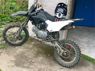 dirt bike crz 140 cc