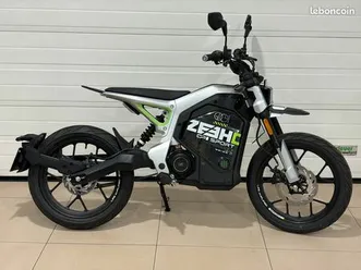 [pro] zeeho city sport