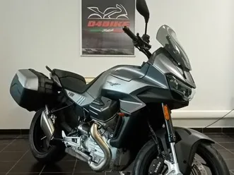 moto guzzi v100 mandello