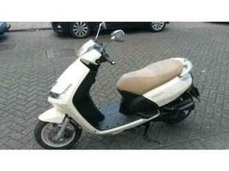 peugeot new vivacity 2017, geel kenteken, inruil mogelijk — scooters | peugeot — marktplaats