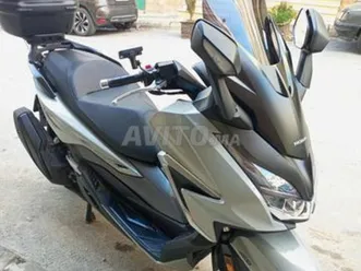 honda forza 350 gris nardo