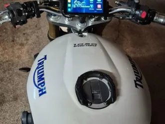 triumph speed triple