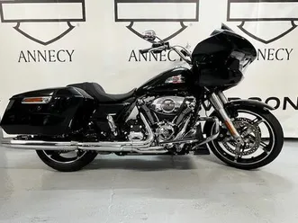 harley-davidson touring road glide 1923 2024 1923 cm3 | moto custom | 611 km | noir | 74600 seynod