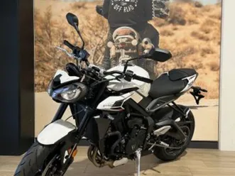 triumph street triple 765 r 2026 765 cm3 | moto roadster | 900 km | blanc | 59113 seclin
