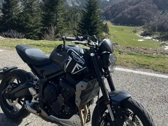 triumph trident 660