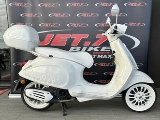vespa sprint 125 2022 125 cm3 | scooter | 233 km | blanc | 83120 ste maxime