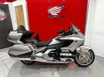 used honda gl1800 gold wing tour dct for sale in surrey