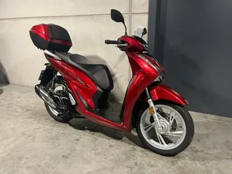 ② honda sh125 handige 125 cc in mooie staat