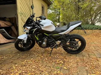 kawasaki z650 - farbe weiß, gepflegt & zusatzausstattung