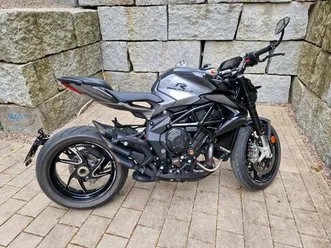 mv agusta brutale 800 rr scs