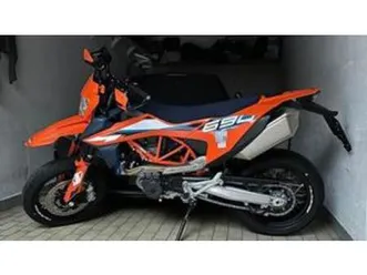 690 smc r (2023 - 25)