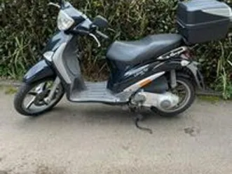 piaggio liberty 150