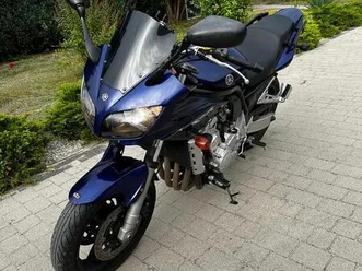 yamaha fzs