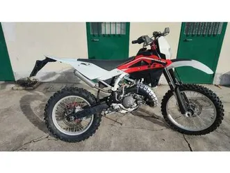 vendo husqvarna wr 125 (2011) usata a varese (codice 9910385) - moto.it