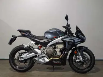aprilia tuono 660 grijs