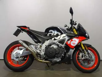 aprilia tuono v4 1100 fact superpole zwart