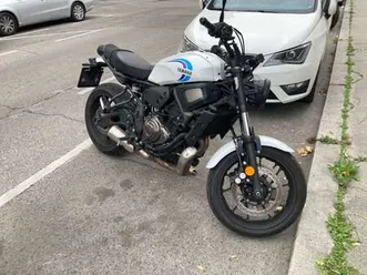 xsr700