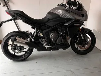 triumph, tiger, sport 800