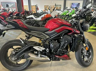 2025 triumph street triple rs