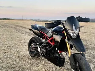 aprilia dorsoduro abs 900