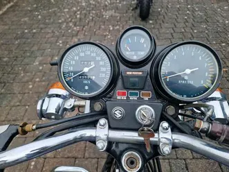 suzuki gt750