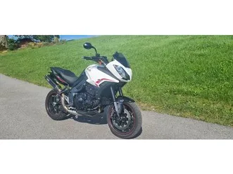 triumph tiger 1050,top zustand, frisch ab mfk, sommer preis!