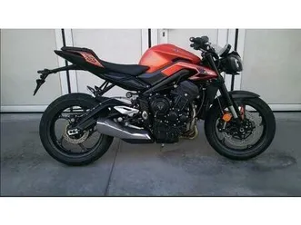 vendo triumph street triple 765 r a2 (2024 - 26) nuova a bergamo (codice 9825606) - moto.it