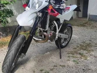 wr 300