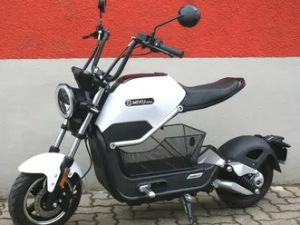 miku max, sunra, e-scooter, bosch-motor, nur 3 km, + ersatzteile