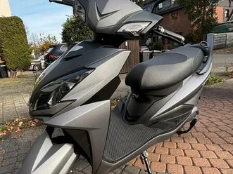 neu >> 45er e-roller falcon li double