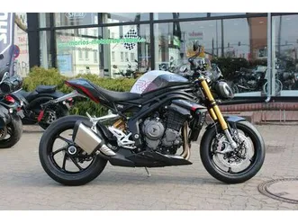 triumph speed triple 1200 rs