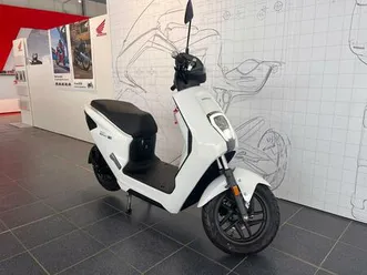 honda em1 e: elektroroller
