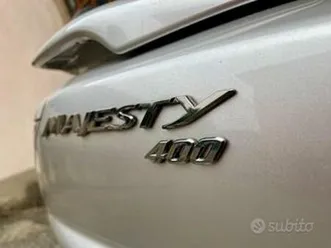 yamaha majesty 400 spumeggiante