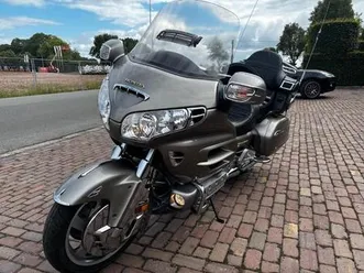 ② honda goldwing 1800 abs