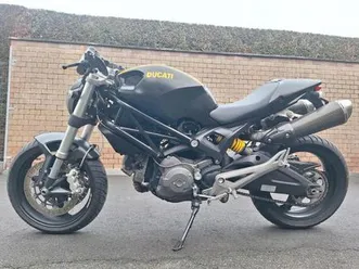 ② ducati monster 696 en parfait état avec garantie